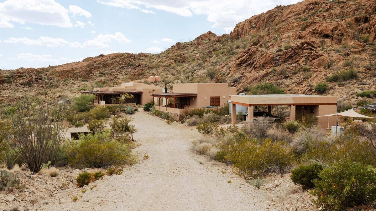 Terlingua House | Boulder Ridge Ranch: Luxury lodging for up to six