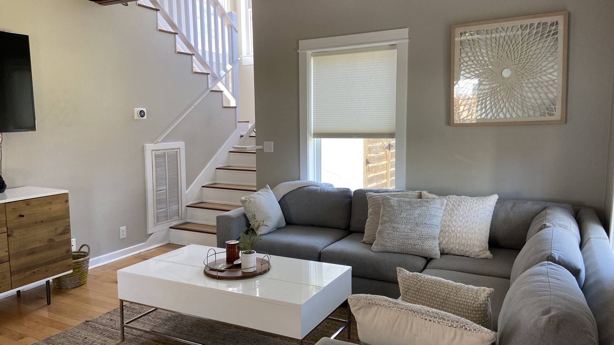 Bouldin House | Bouldin Creek Minutes to ACL, SXSW, Zilker Park, SoCo & Downtown - Pet Friendly