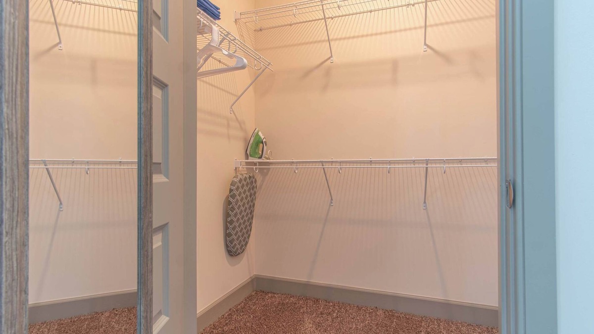 Buechel Apartment | Boulevard Stays Stylish 3BR Getaway Pool, Gym Access & Free Parking