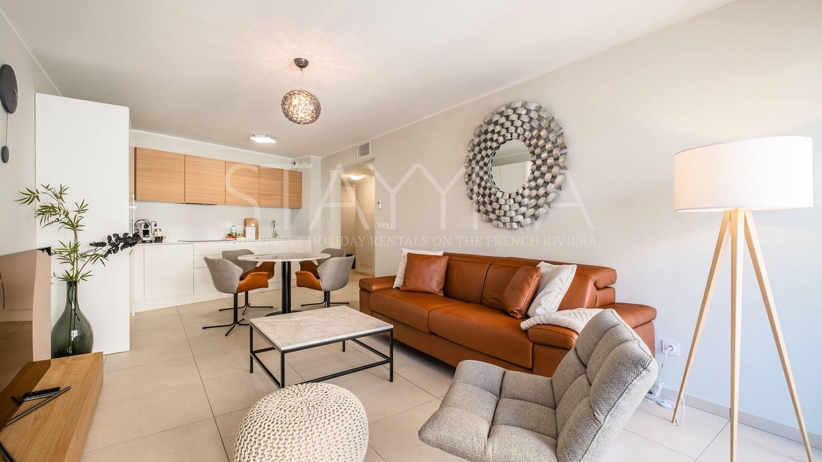 Nice City Centre Apartment | Boutique 2 bedroom apartment VRBO