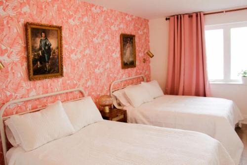 Rossmore House | Boutique Accommodation in PEC - Suite 4