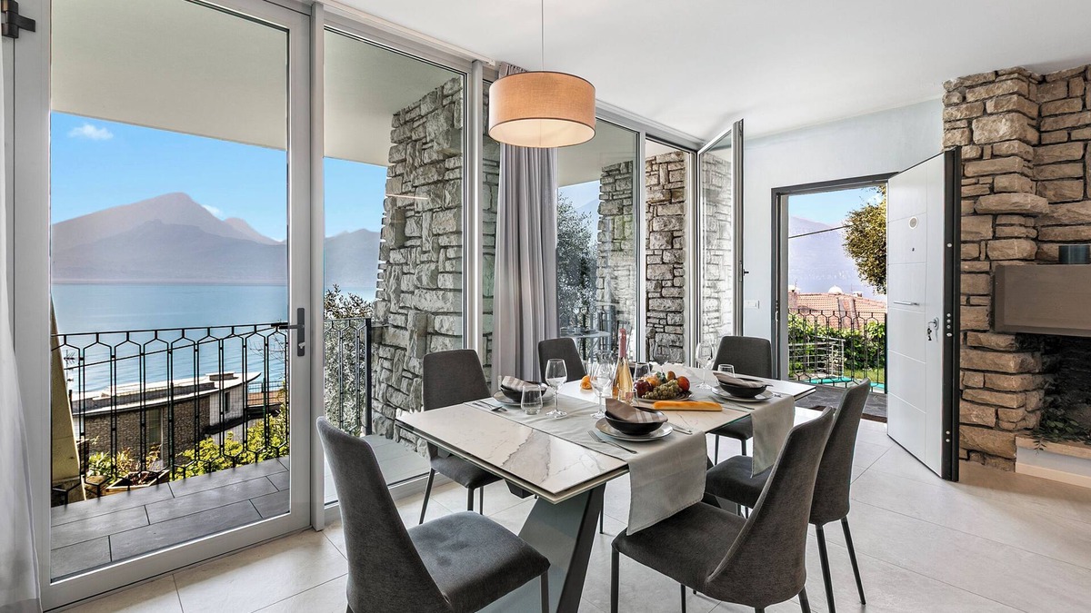 Cassone House | Boutique apartment Giove with Pool, Brenzone sul Garda, Italy