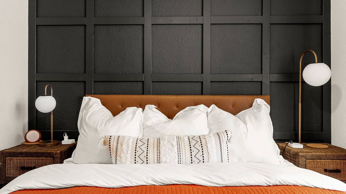Downtown San Antonio Apartment | Boutique apartment hotel room on the San Antonio Riverwalk with Infinity Pool