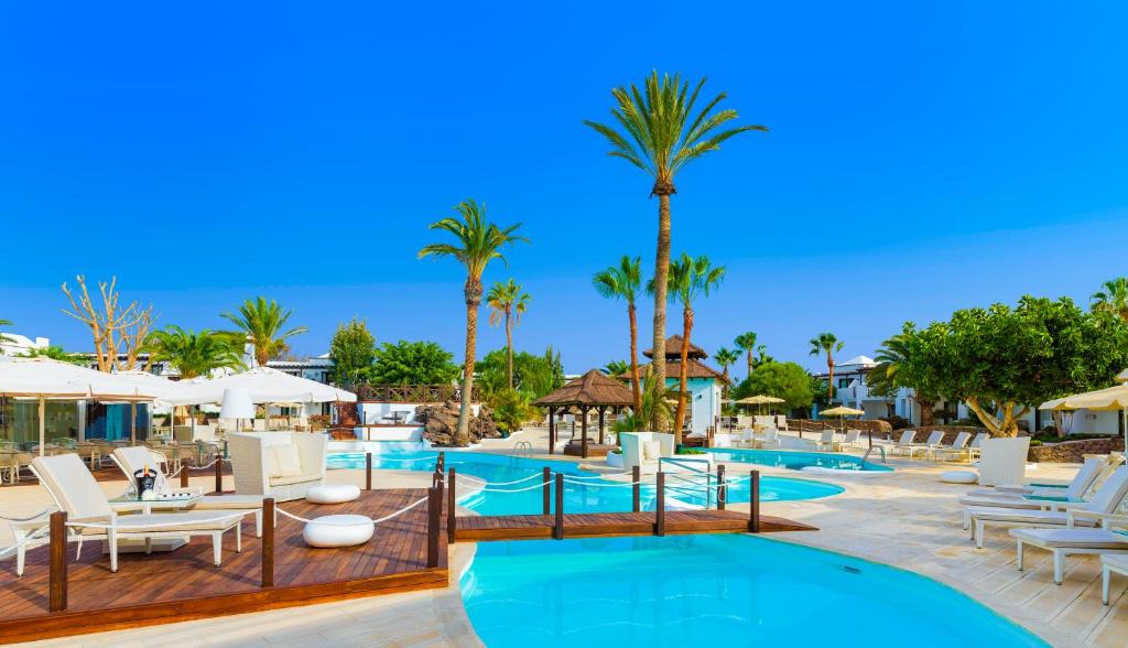 Playa Blanca Hotel | Boutique Hotel H10 White Suites - Adults Only