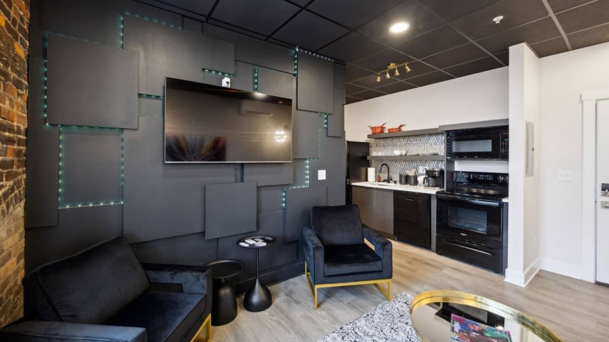Jackson Hotel | Boutique Hotel | The Thunder Over Louisville Suite