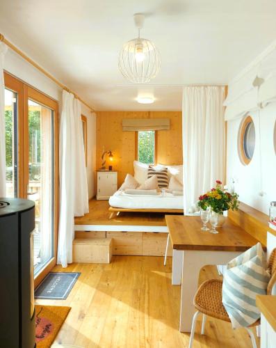 Drosendorf House | Boutique Loft "Mrs Green" im Thayatal, Tiny Haus