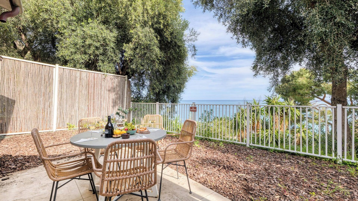 Ventimiglia House | Boutique Pool Apt. Balzi Rossi - Capri, Ventimiglia, Italy