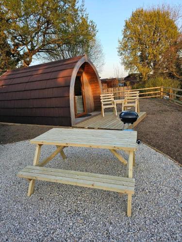 Langport Cabin | Bowdens Crest Glamping Pods -Adults Only