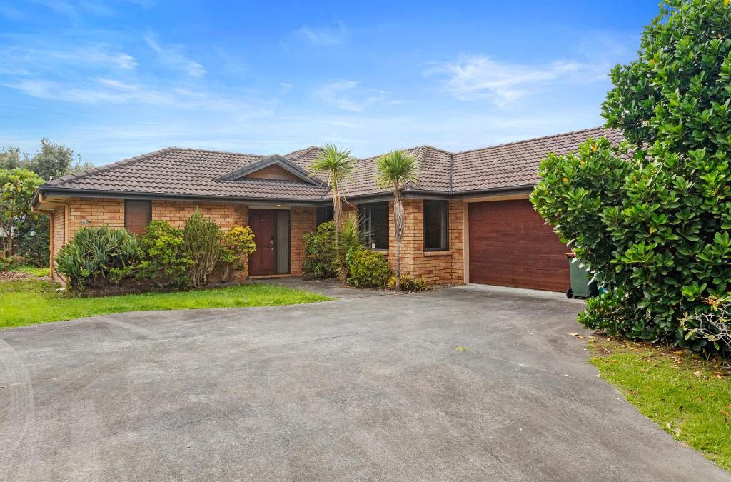 Bowentown House | Bowentown Bach - Waihi Beach Holiday Home