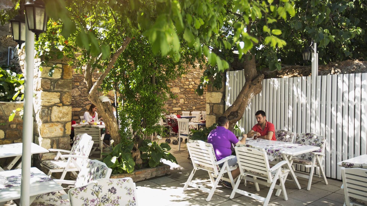 Bozcaada Hotel | Bozcaada Fahri Hotel