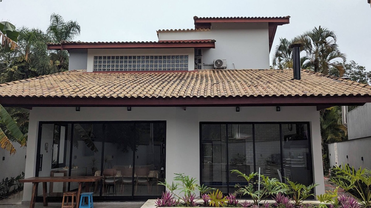 Costa do Sol House | 50m beach Gated Community Standing Sand High Standard 24h Security Guaratuba Bertioga Riviera