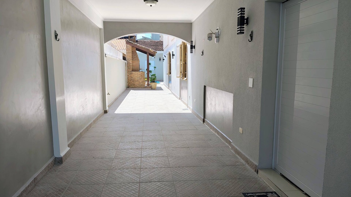 Loteamento Joao Batista Juliao House | Smart house with 5 suites | 2 blocks from Enseada beach