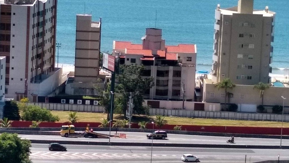 Tabuleiro dos Oliveiras Apartment | PENTHOUSE APARTMENT, with BEAUTIFUL SEA VIEW, 300 meters from the central beach, ITAPEMA, SC
