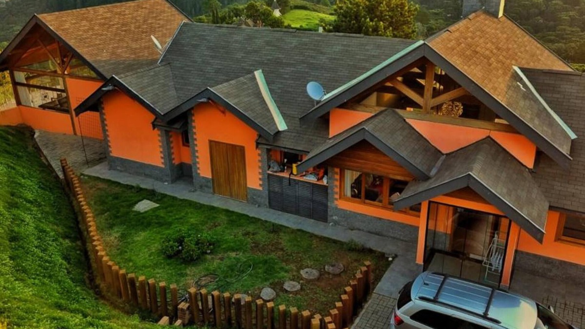 Campos do Jordao Cottage | Campos do Jordão - 1km from the center of Capivari
