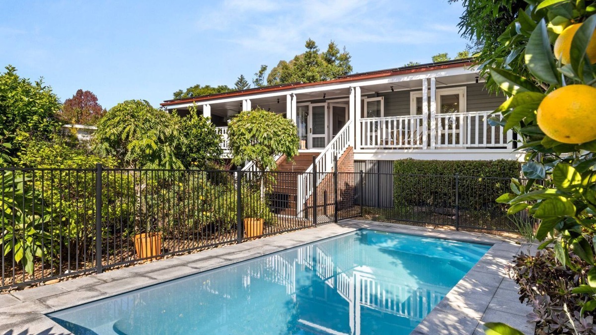 Berry House | Brae View House - By Latitude South Coast