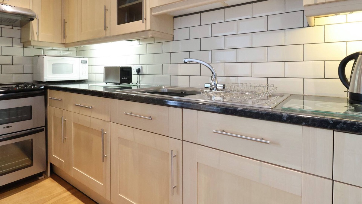 Cuddington Cottage | Bramble Lodge