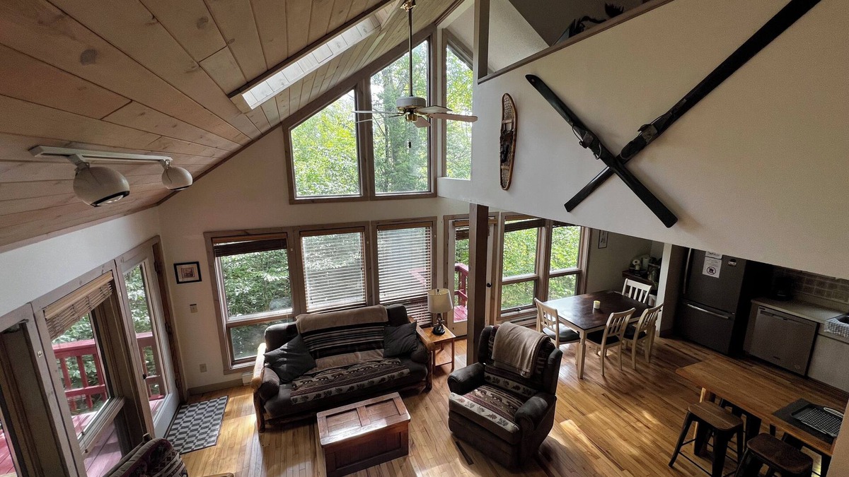 Davis Cabin | Branching Out Chalet