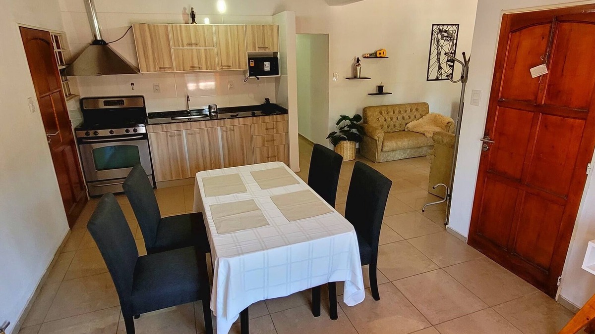 Godoy Cruz House | Brand NEW 2-bedroom house in Mendoza with private garage AC Heat all rooms WiFi