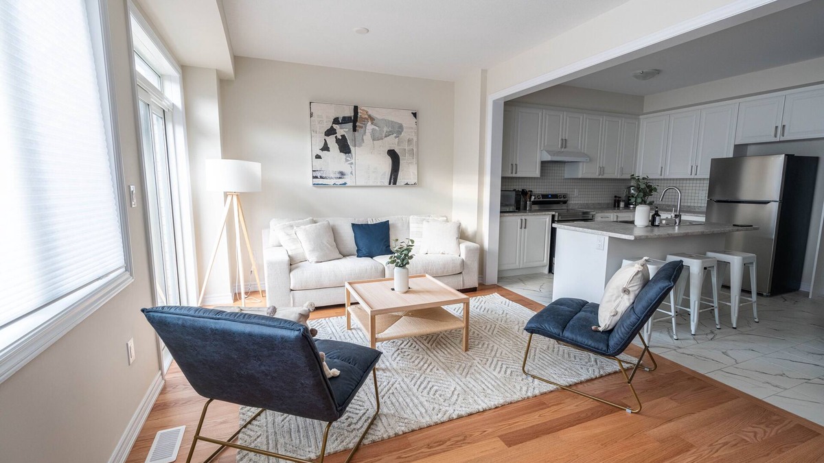 Thorold House | BRAND NEW 3 bedroom house minutes from Niagara Falls