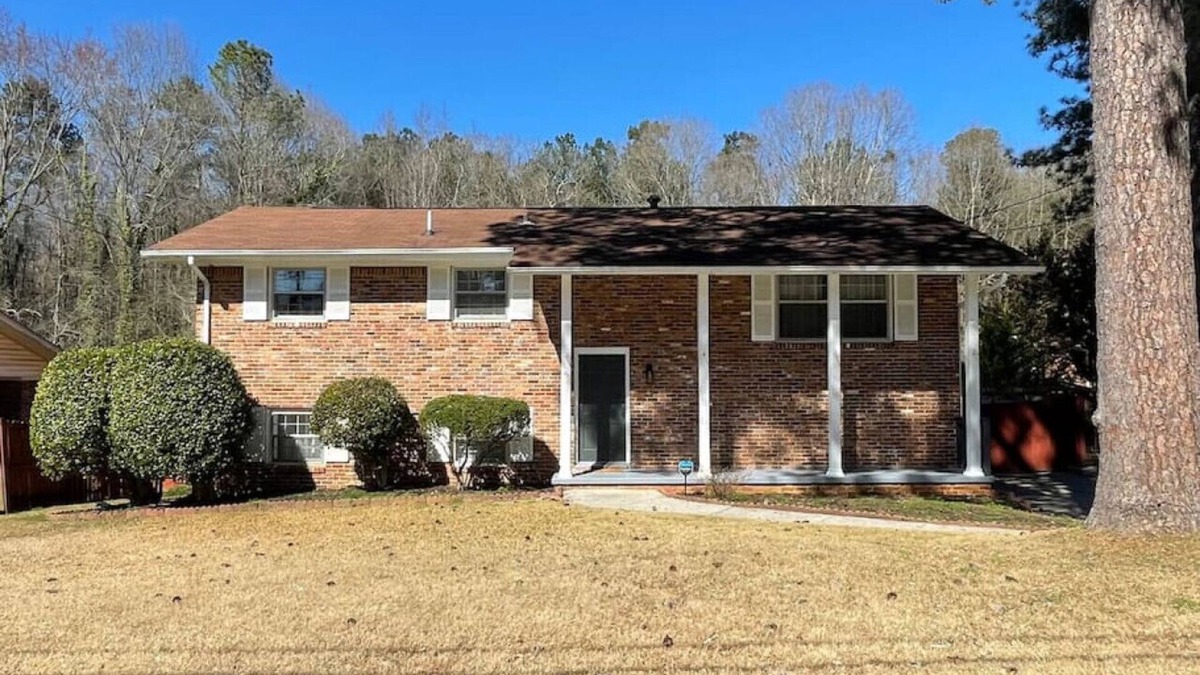 Decatur House | Brand New 5 Bedroom in Atlanta's East Side