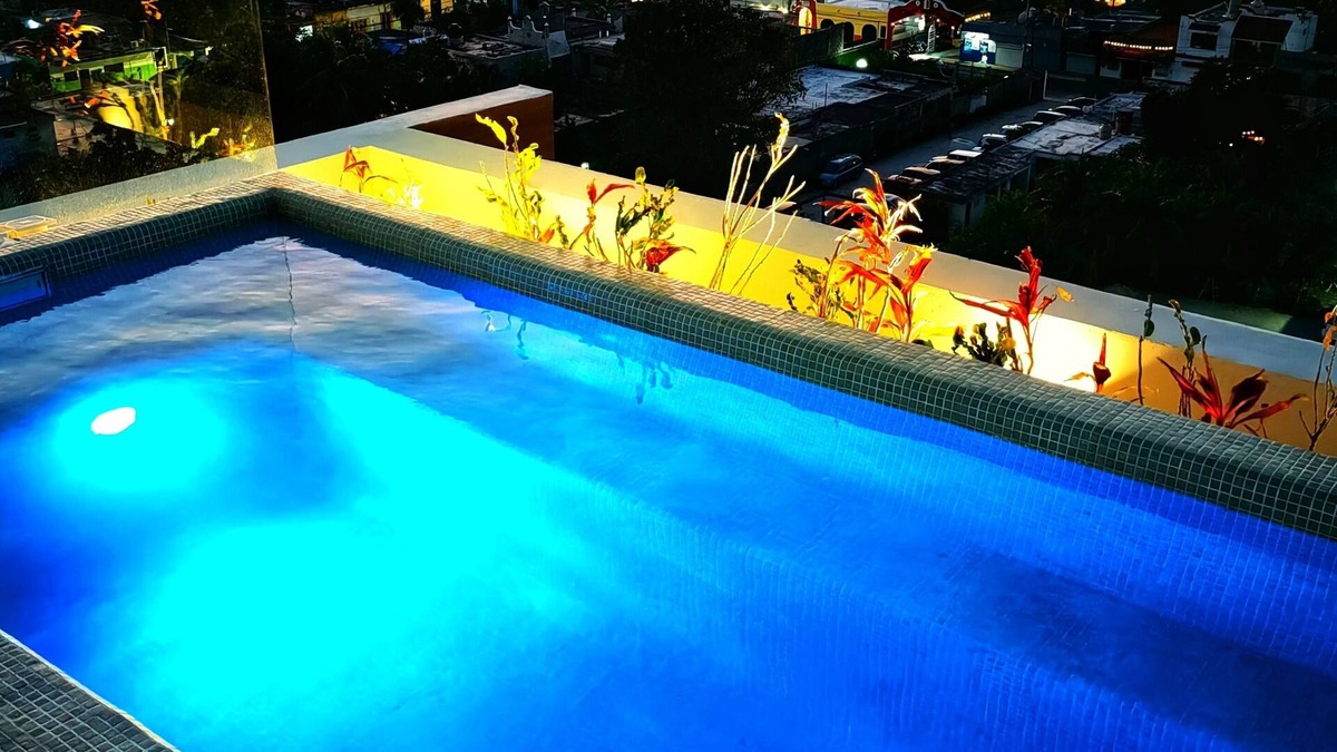 Colonia Centro Condo | Brand New Build - Location, Location, Pool Roof Top.