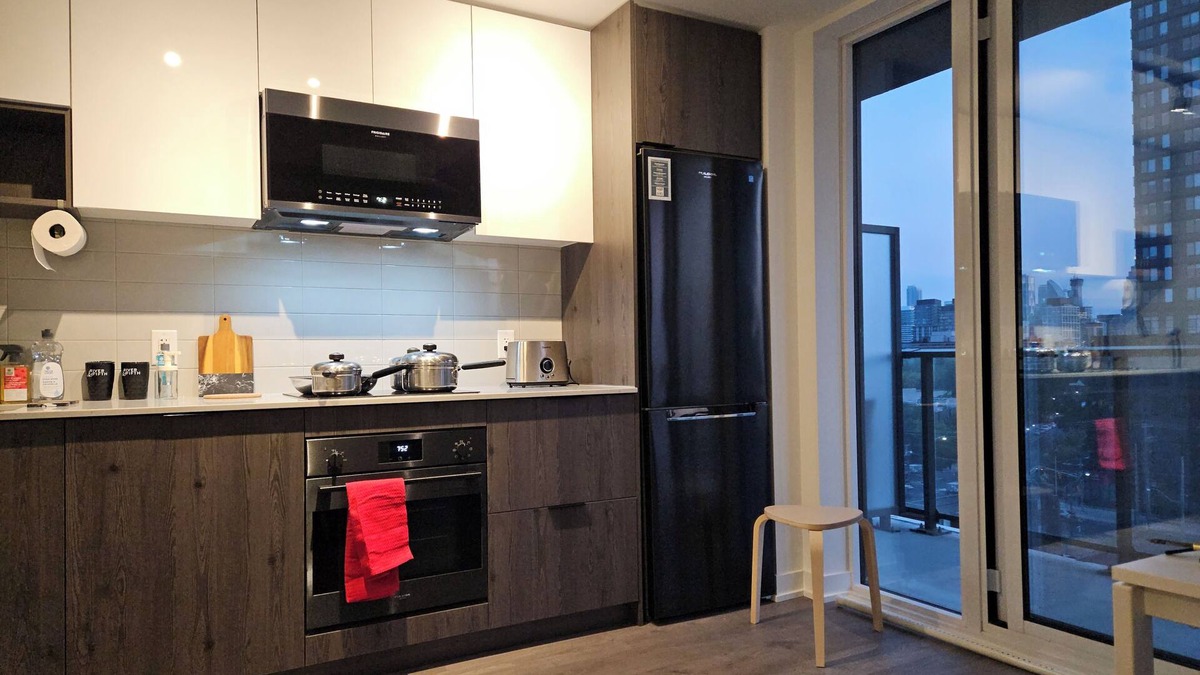 Riverside Apartment | Brand New Downtown cozy condo