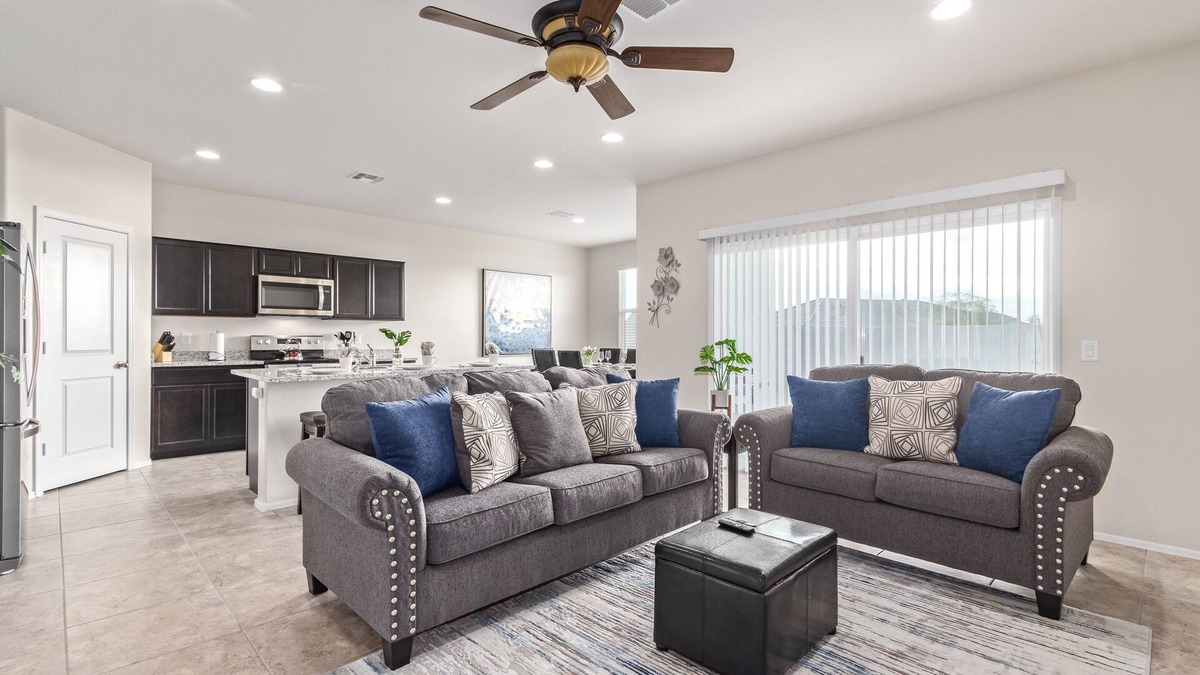 Casa Grande House | Brand New Home! Casa Grande! Near Shopping, Hiking and More.