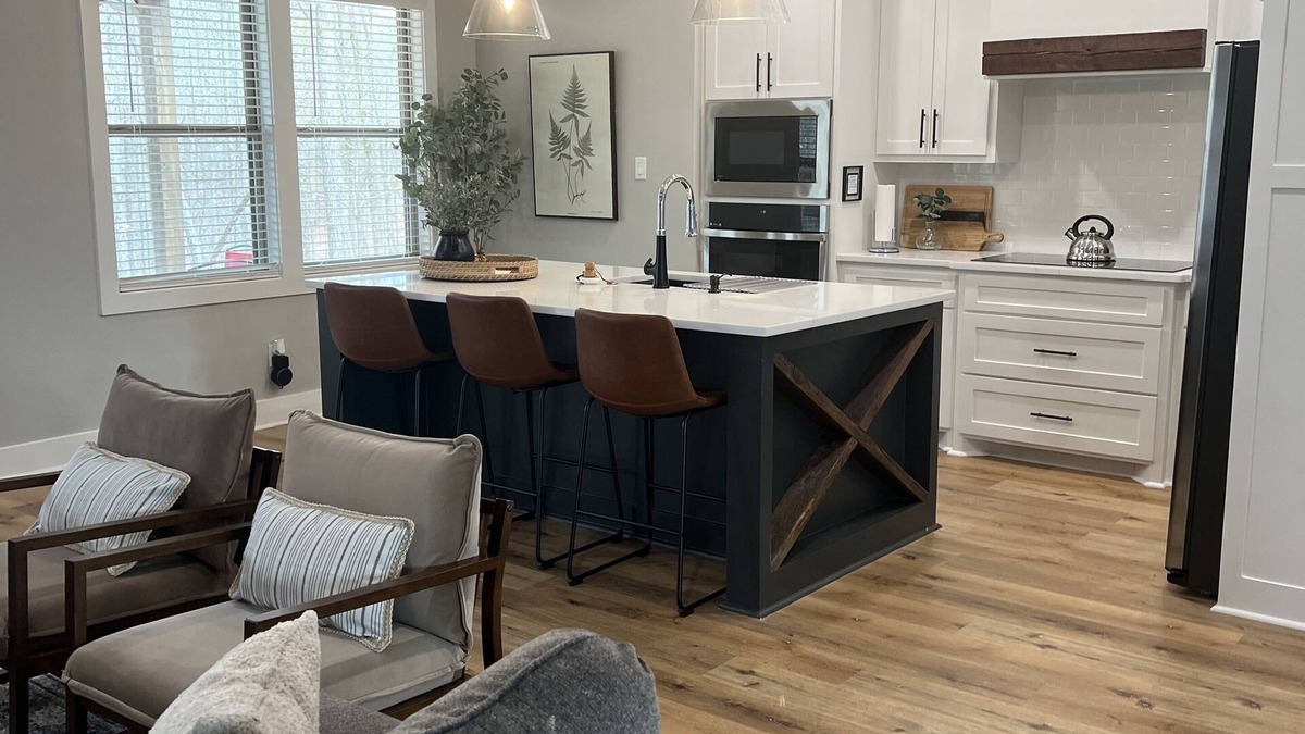 Jones Mills House | Brand New Home in a Private Gated Community