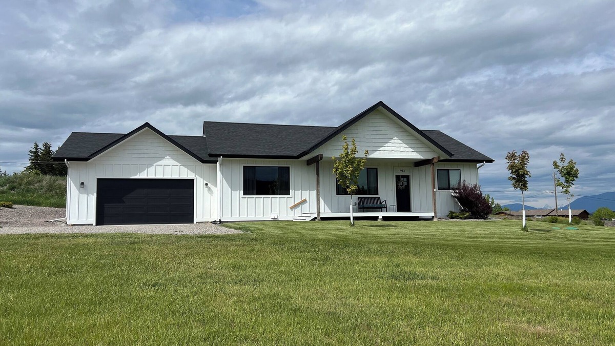 Kalispell House | Brand new house with deck and amazing views on large country lot close to town.