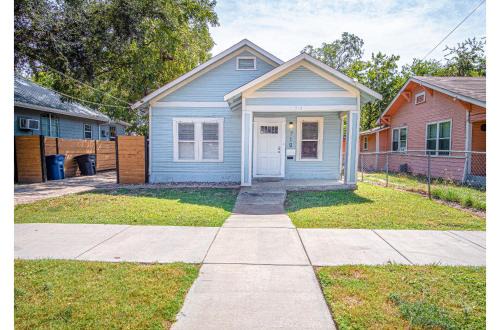 Denver Heights House | Brand New Listing! Cozy Historic House 5min*DT