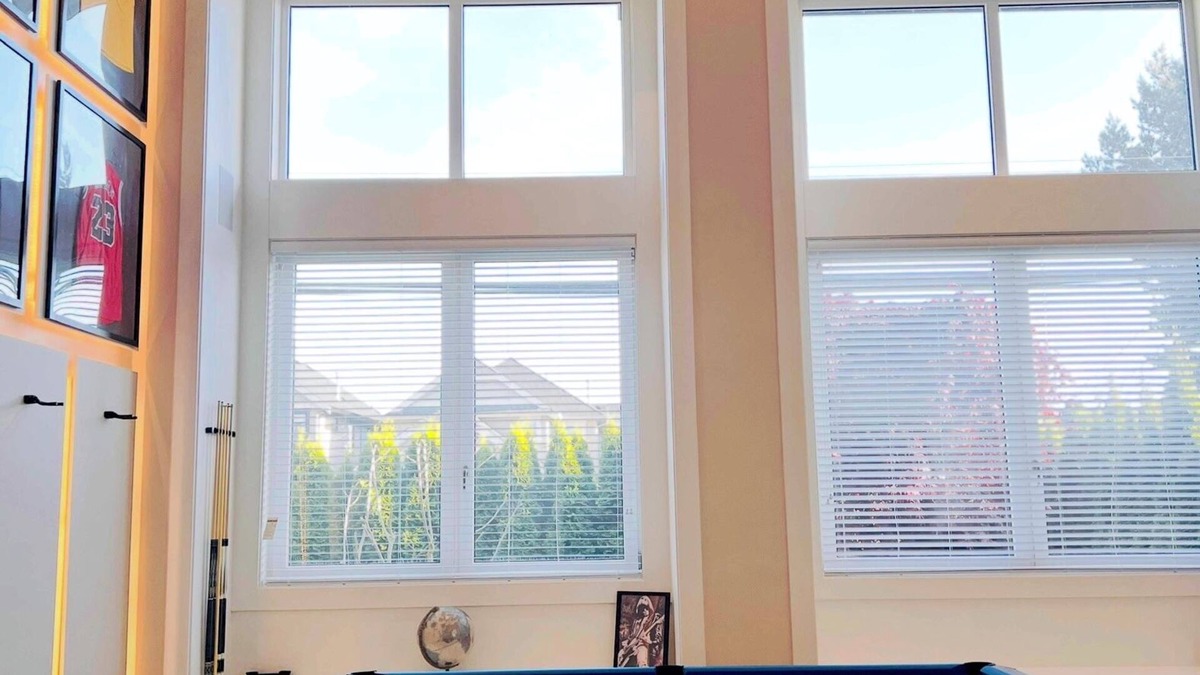 Steveston House | Brand New Luxury loft with huge living room and king bed room - 13 mins from YVR