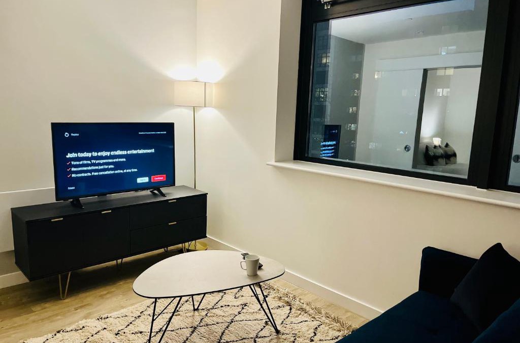 Old Trafford Apartment | Brand new modern 1 bed apartment near Old Trafford Stadium