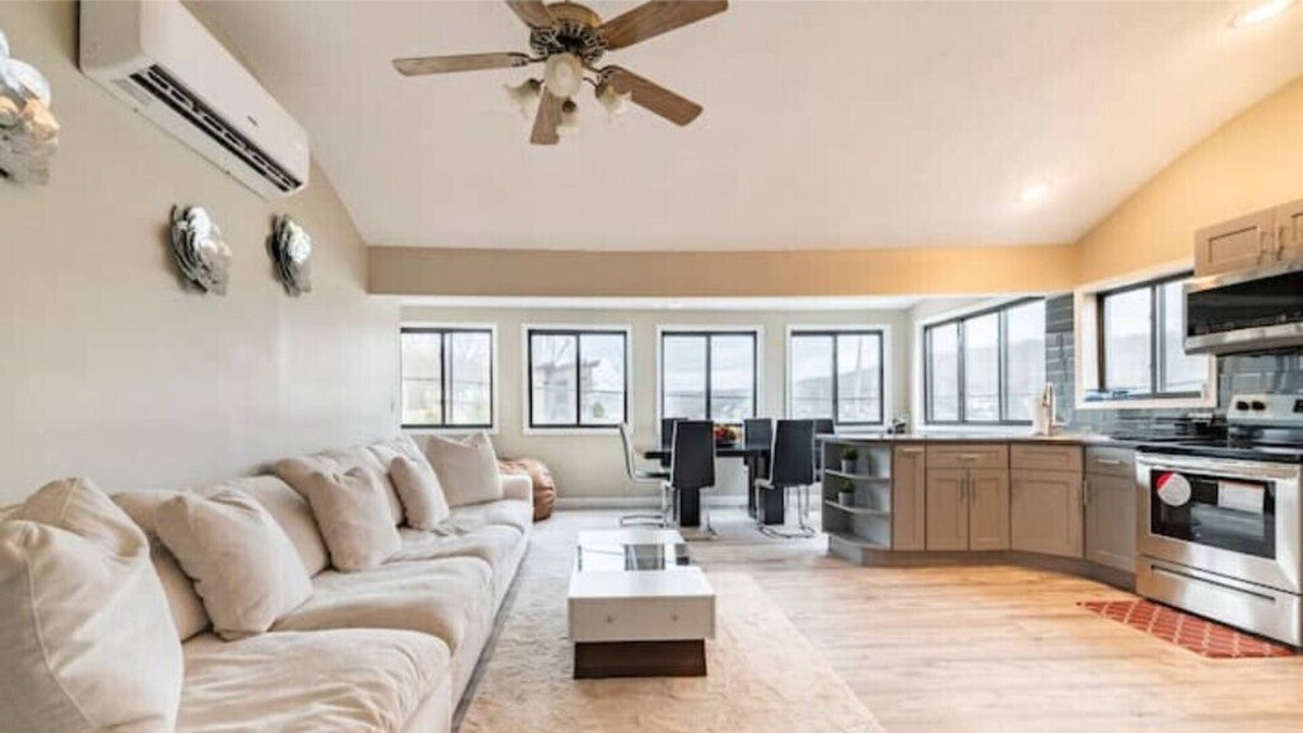 Harveys Lake Apartment | Brand New Modern stay in Harvy Lake PA