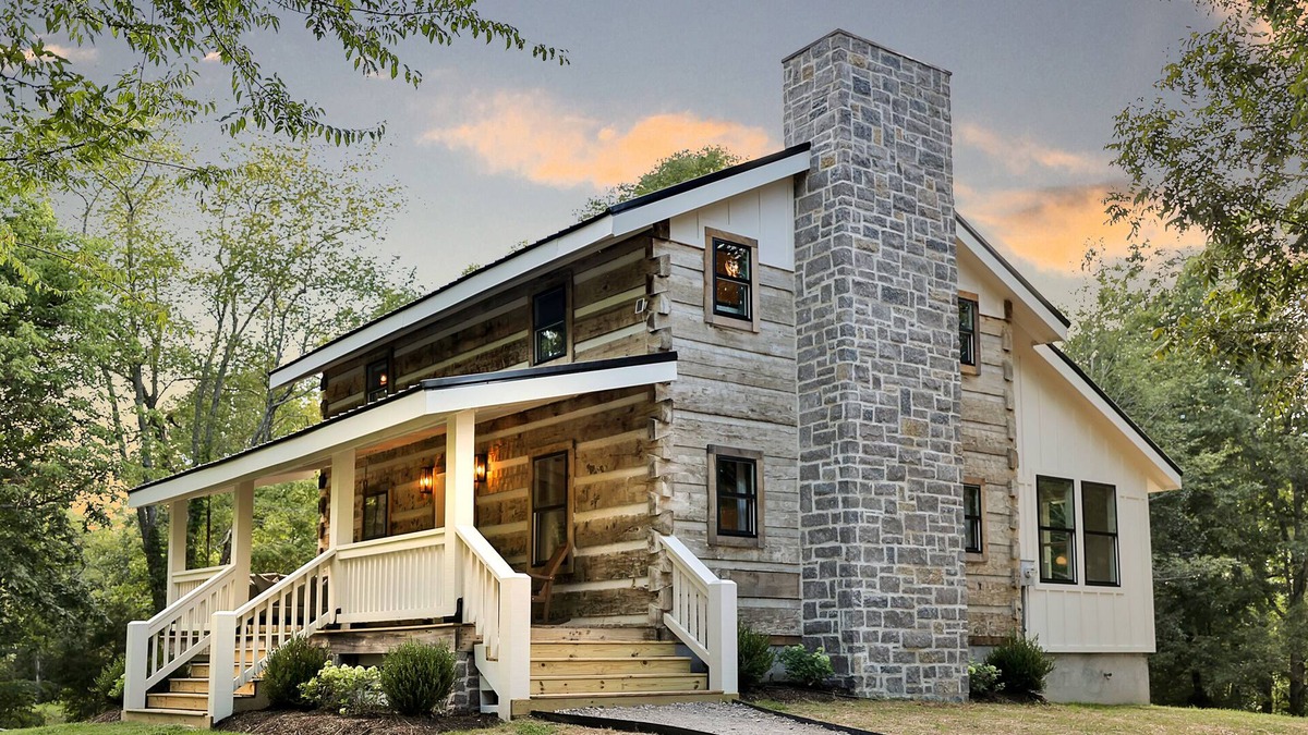 Primm Springs Cabin | Brand new private oasis w/ pickle ball, hot tub, fire pit!