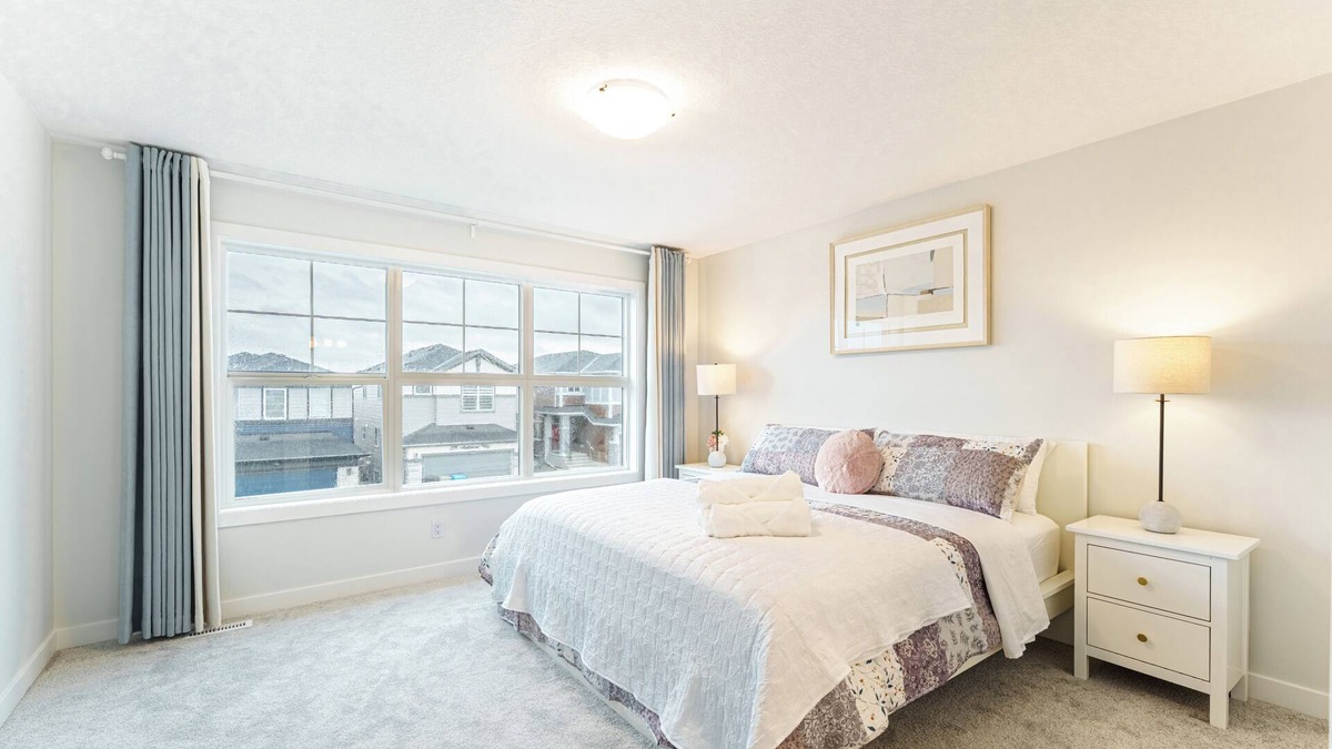 Evanston House | Brand New Sleek 4BR Cozy Home with Main floor BR and Full BA, Sleeps 8