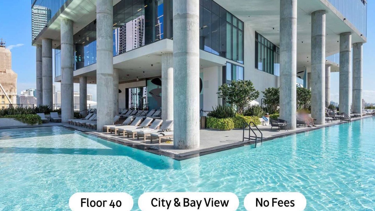 Downtown Miami Apartment | Brand New Studio w/Free Beach Access & WOW Views