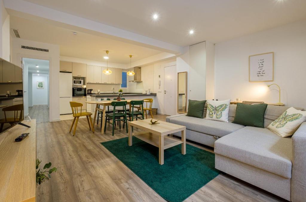 Jesus Apartment | Brand New Stylish Apartment with Fluffy Beds