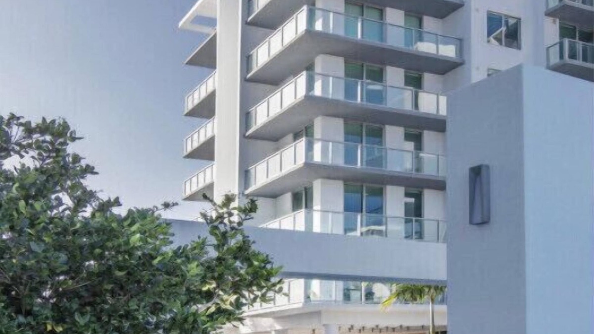 Midtown Apartment | BRAND NEW TOP FLOOR IN THE HEART OF MIAMI/SUPER CLOSE TO BEST AREAS