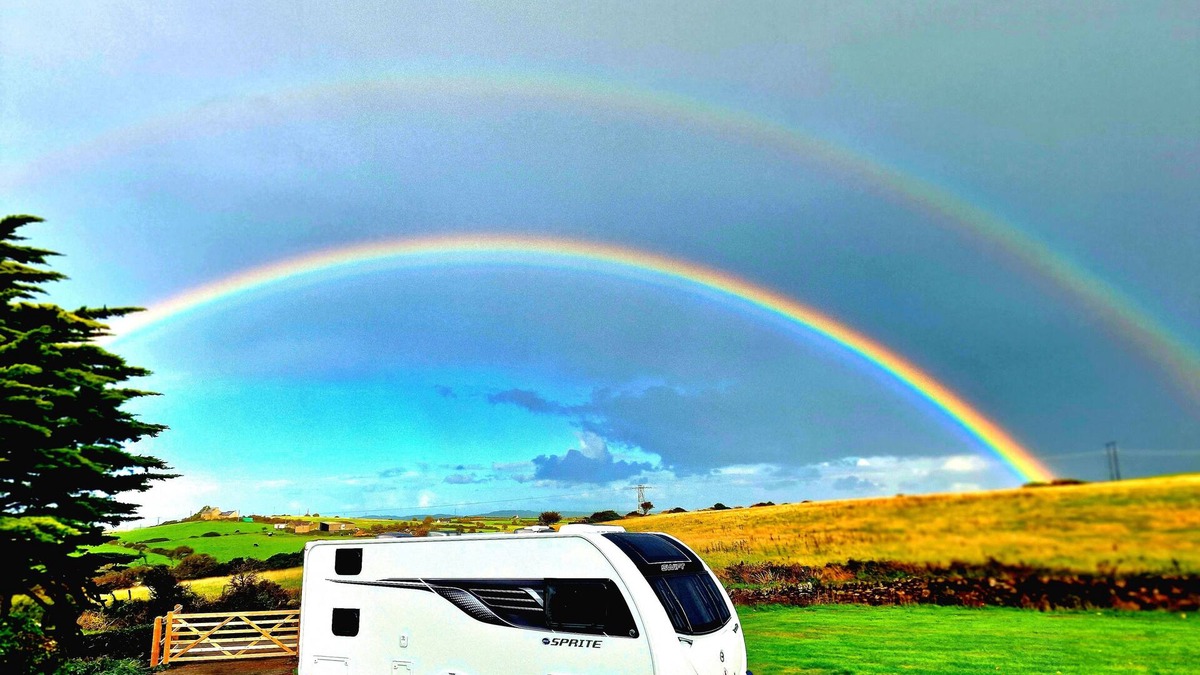 Cylch-Y-Garn Ski Chalet | Brand new touring caravan sited all setup ready