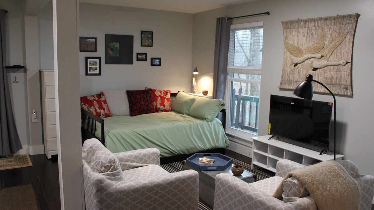Red Bank Apartment | Brand new traveling professional suite.