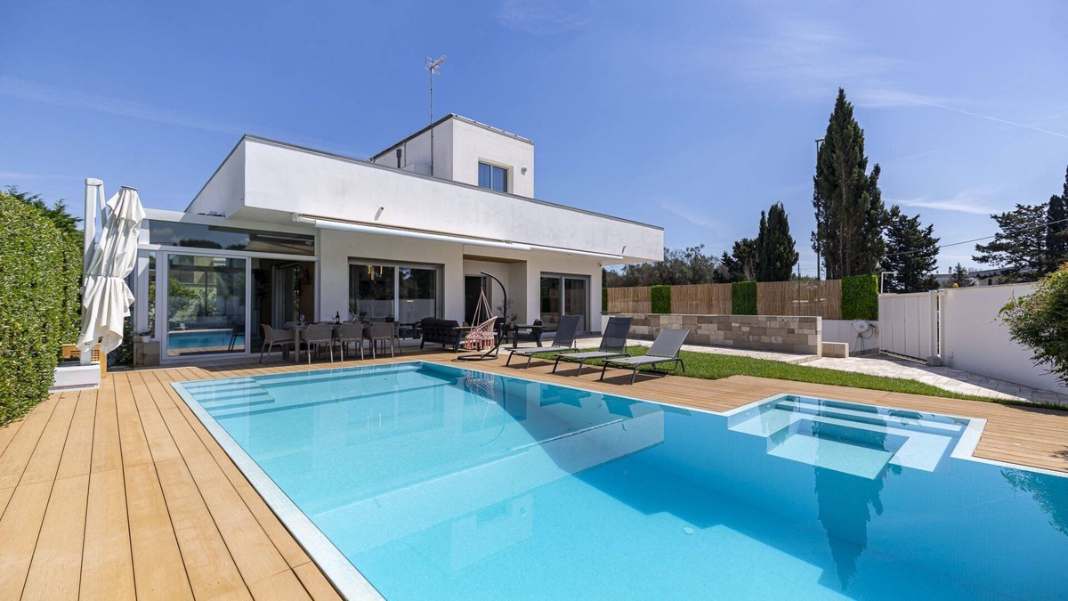 Lecce Villa | Brand new villa with exclusive pool in Lecce.