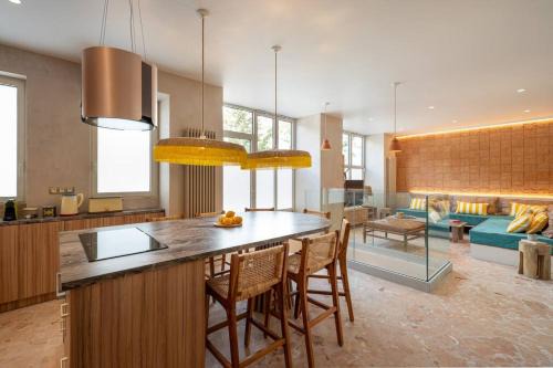 Vanves Apartment | Branded New Loft Riviera Style - 8 guests - Vanves
