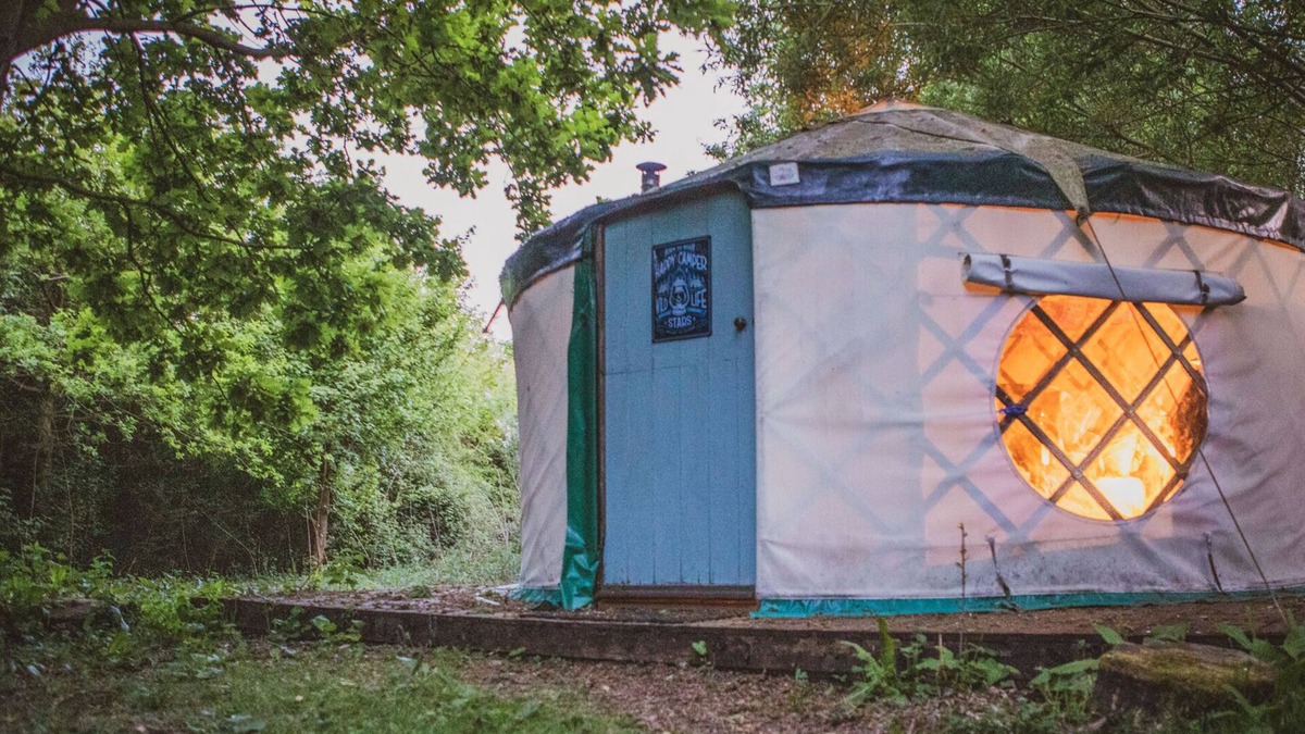 East Dereham Cottage | BRANDON HOUSE FARM YURT, with open fire in Mattishall