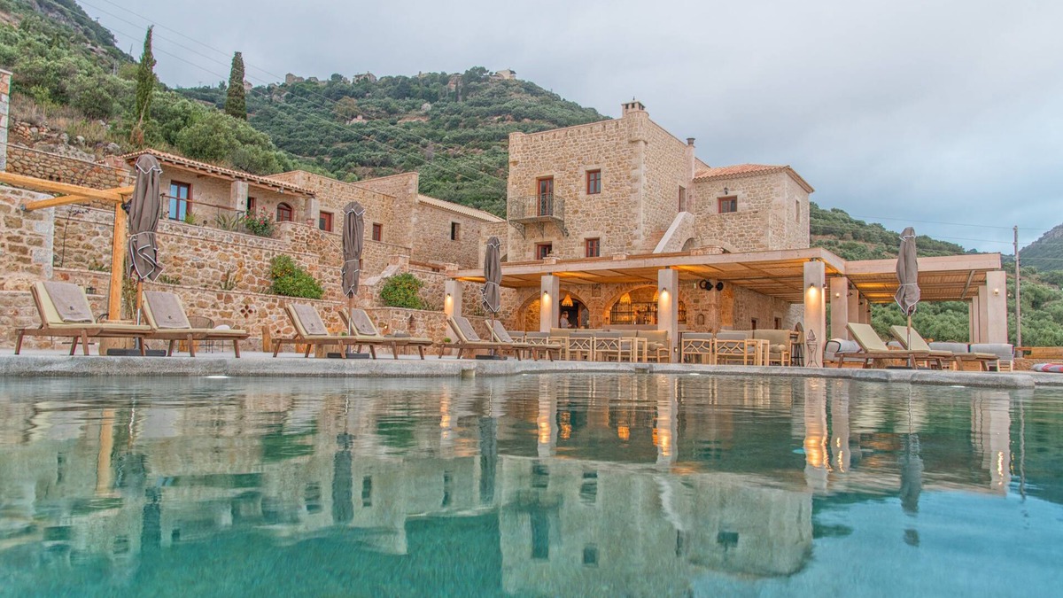 Karvelas Hotel | Brazzo di Maina