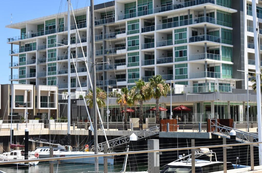 New Port Apartment | Breakwater Apartment