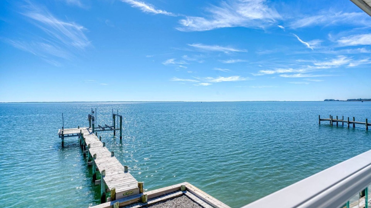 Captain's Cove House | Breathe the Bay - Waterfront w/Dock, Pool & Golf!