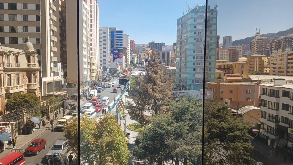 Downtown La Paz Apartment | Breathtaking City View 3-BR Elevator Apartment
