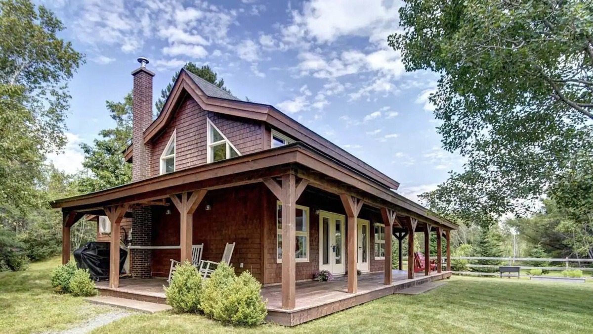 Hubley Ski Chalet | Breathtaking Nature Chalet 15 minutes from Halifax