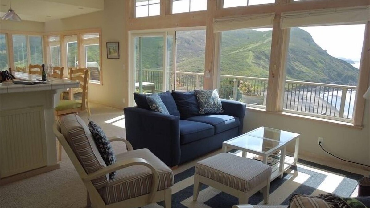 Muir Beach House | Breathtaking Ocean Views from Every Room!