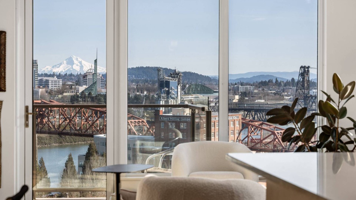 Northwest Portland House | Breathtaking Panoramic Views of Mt. Hood, Willamette River, & City, Pet Friendly + Reserved Parking
